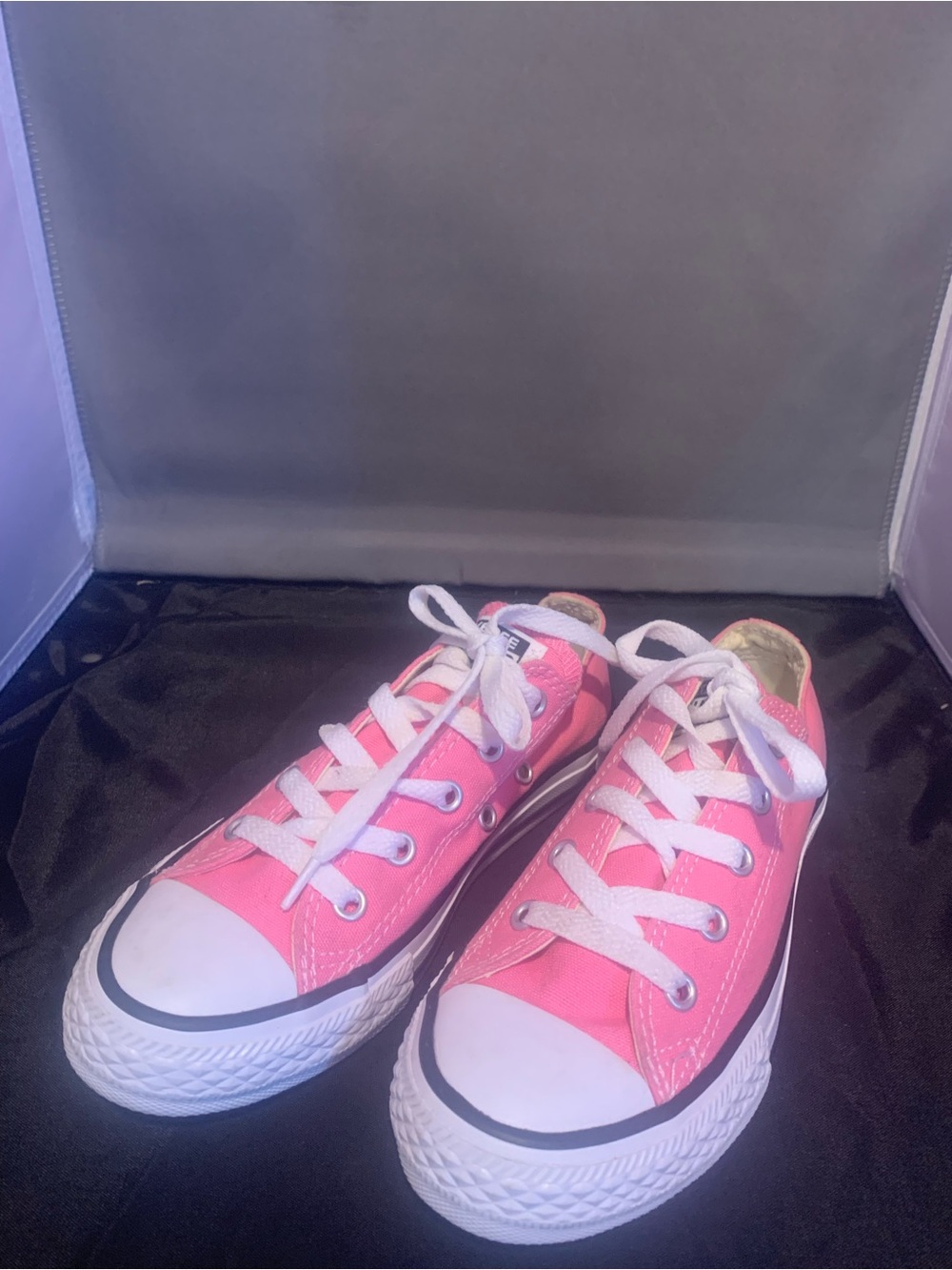 Kid’s Converse All Stars Classic Low-Top Sneakers in Bright Pink